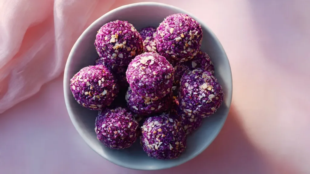 Raspberry Date Bliss Balls : No-Bake Raspberry Bliss Balls with Dates