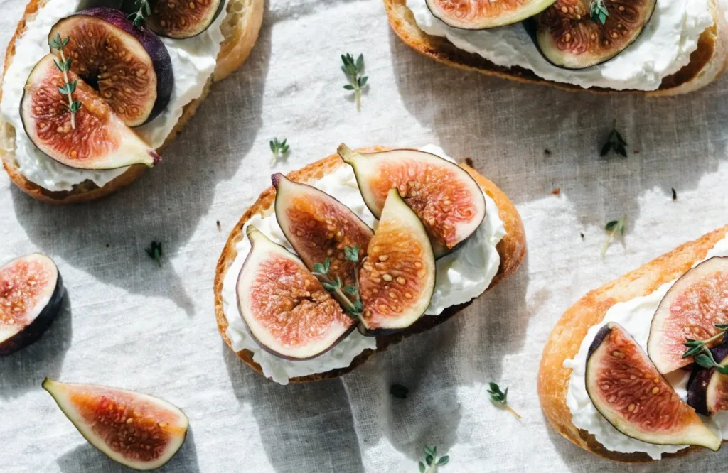 Fig and Goat Cheese Crostini Recipe